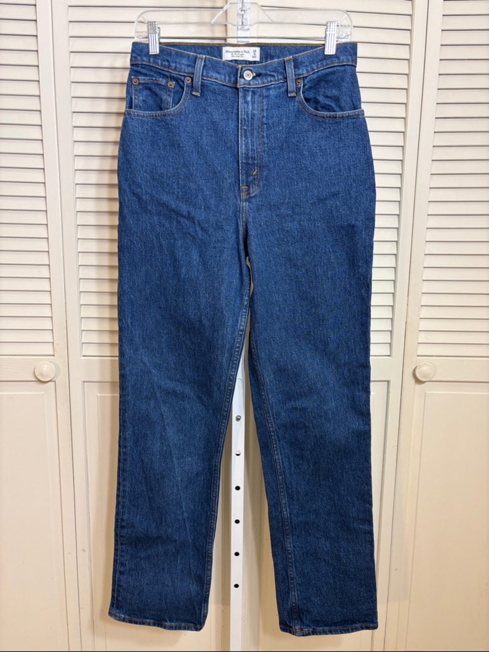 Abercrombie & Fitch Curve Love Ultra High Rise 90's Straight Jeans Size 6 Reg